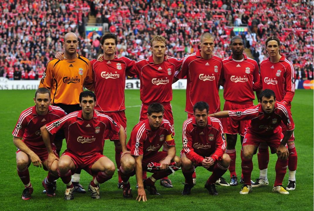 前队友：曾和马拉多纳开车出行，交警把我们拦住只为和他合影（马拉多纳前队友：与他驾车外出曾被交警拦停只为合影）