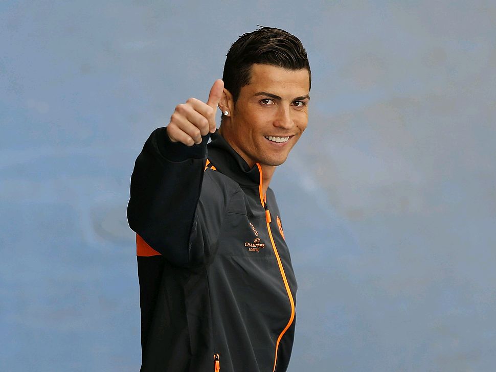 TA：因凡蒂诺被指控多次公开支持特朗普，违反FIFA政治中立义务（报道：因凡蒂诺被指多次公开支持特朗普，或违反FIFA政治中立义务）