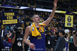 大秀中文，齐达内：无论是足球还是麻将，我都想更多探索中国（齐达内秀中文：无论足球还是麻将，都想更深入了解中国）