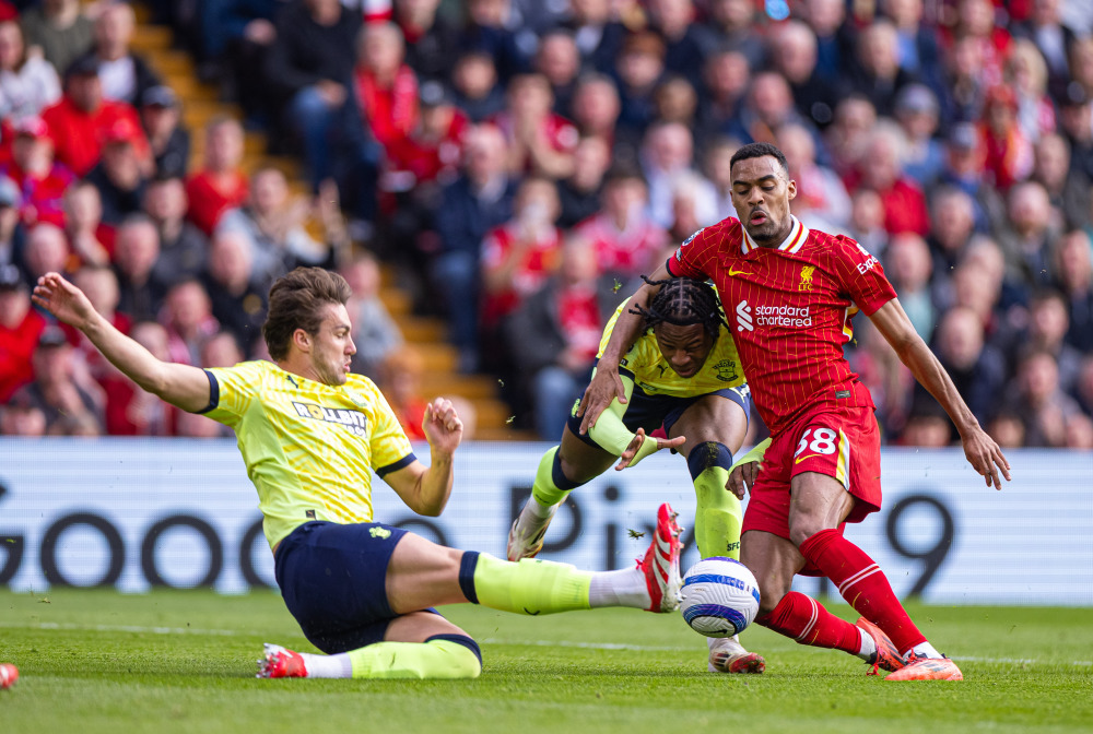 15场11球！19岁亿元小妖搅动冬窗，利物浦抢得赢吗？（19岁身价过亿新星15战11球引爆冬窗，利物浦能抢到手吗？）