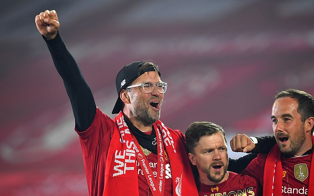 前巴萨B队教练：离开巴萨的决定并不轻松，未来乐意回到巴萨（前巴萨B队主帅：离队并不容易，未来愿意重返巴萨）