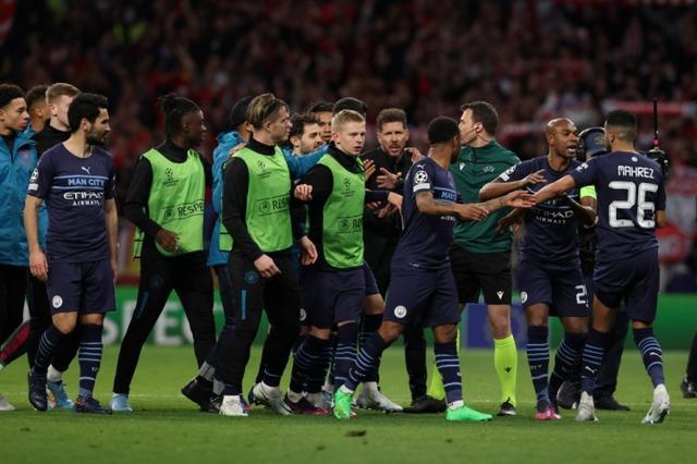 埃永：我从小到大最常看切尔西比赛，为切尔西效力是我的梦想（埃永：自幼常看蓝军比赛，披上切尔西战袍是我的梦想）