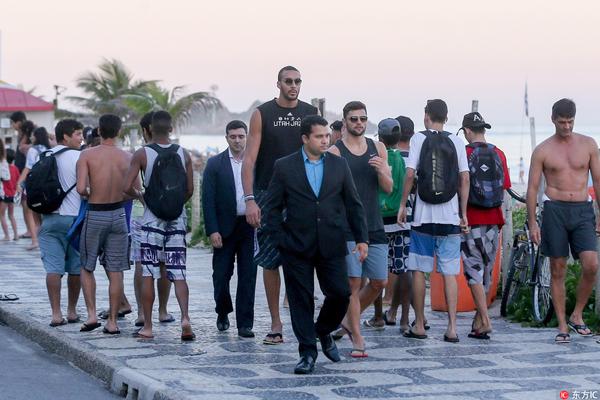 年轻小将一战封神（年轻小将一战成名）