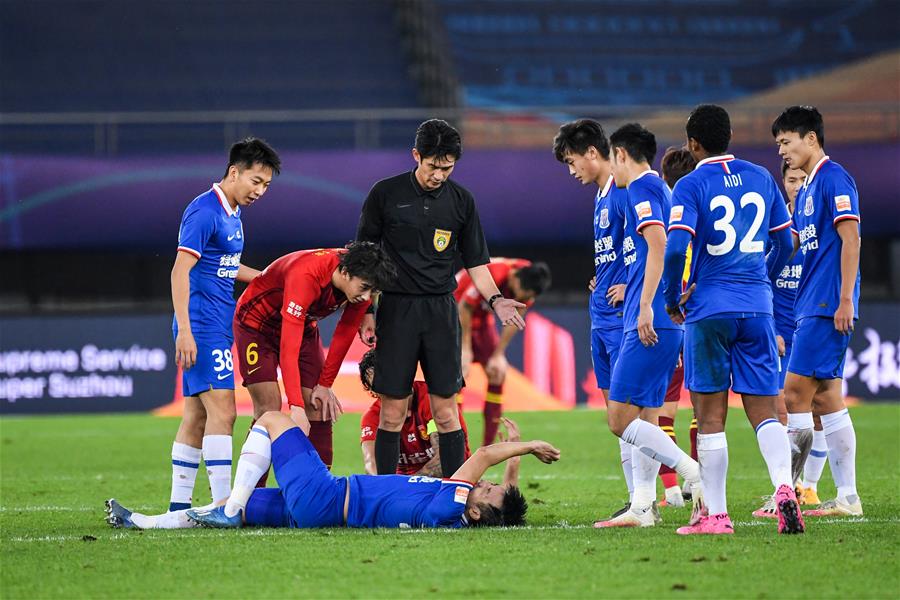 记者：拜仁计划签下17岁厄瓜多尔中卫奥拉亚，并准备将其外租（记者：拜仁拟引进17岁厄瓜多尔中卫奥拉亚，计划签约后外租）