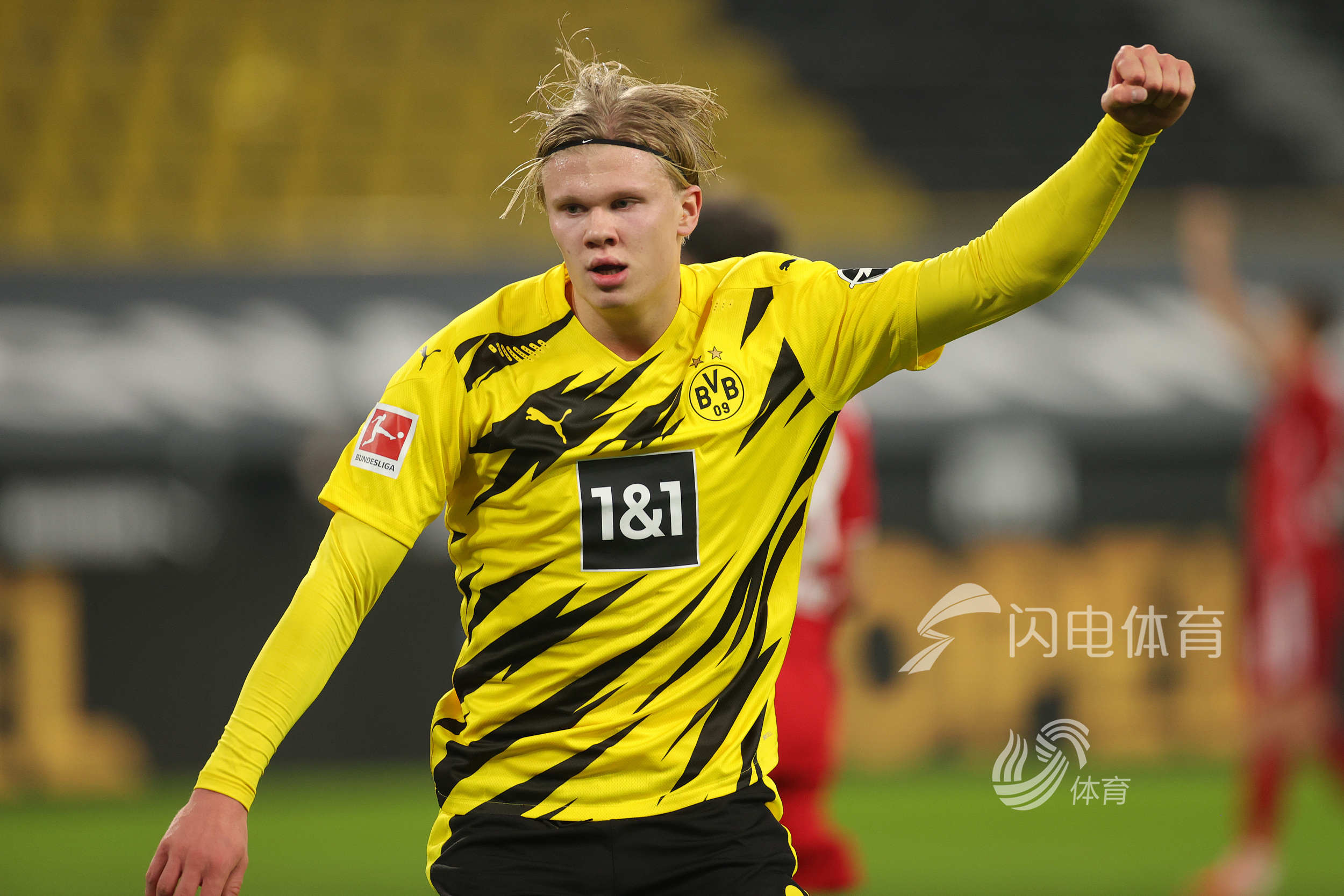 杨明洋妻子赴韩国观战亚冠：成都亚冠首个客场积分，值得骄傲