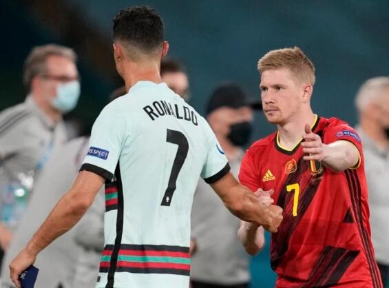 秋田vs仙台首发：佐藤大树先发，乡家友太、宫崎鸿在列（秋田战仙台首发公布：佐藤大树先发，乡家友太、宫崎鸿入选）