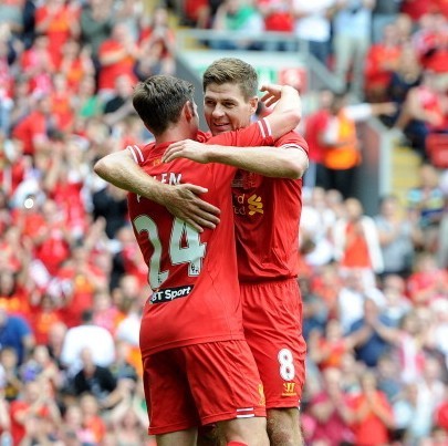 登国际舞台，泰州队“苏超”冠军奖杯亮相中国国际进口博览会（泰州队“苏超”冠军奖杯登上中国国际进口博览会舞台）